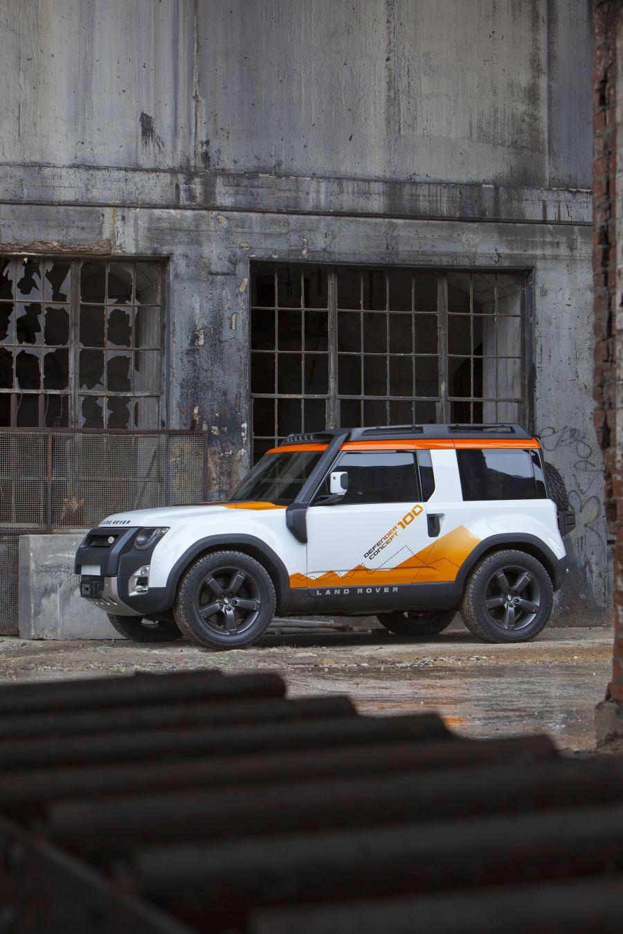  Land Rover DC100 Expedition Concept 2012 года  (фото 5 из 13)